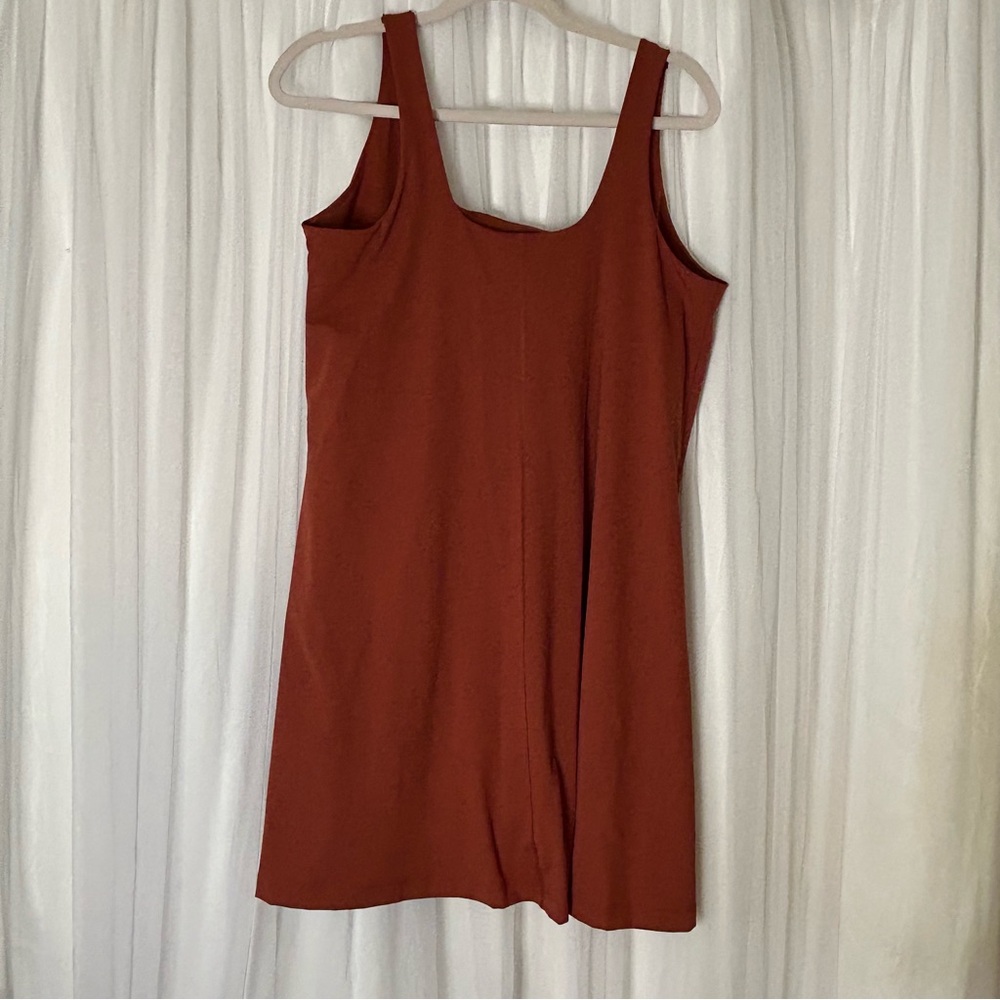Old Navy Powersoft Sleeveless Active Dress – Built-In Bra & Shorts – Size XL - Picture 4 of 4